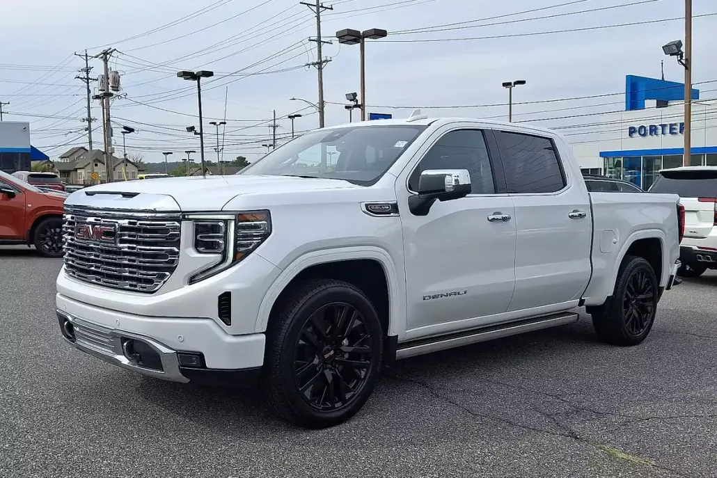2023 Gmc Sierra Denali photo 1