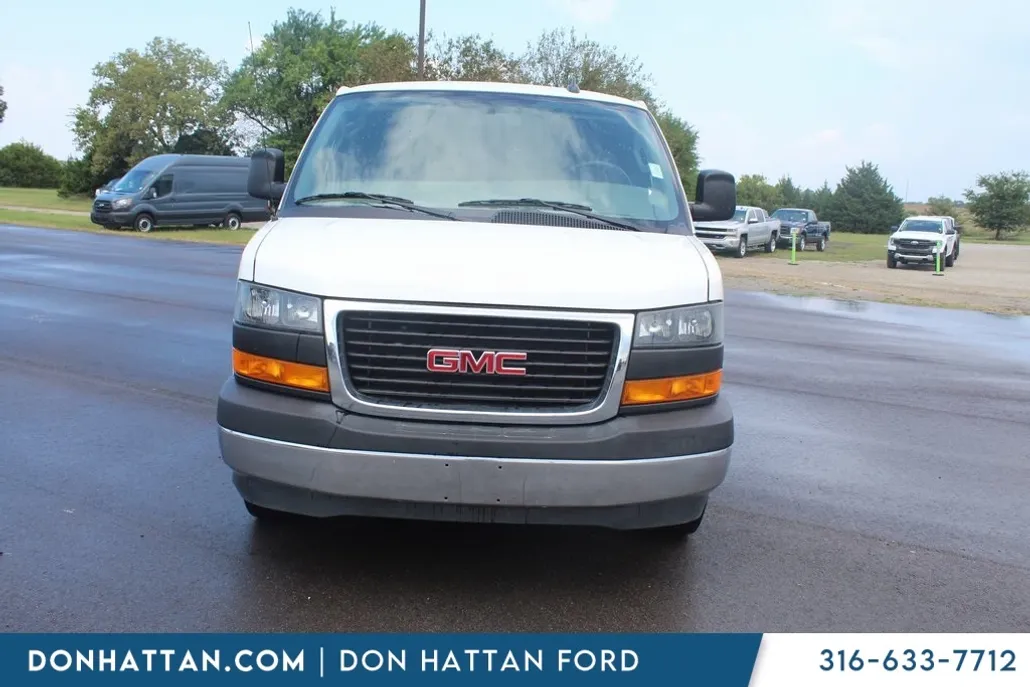 2023 Gmc Savana 2500 Cargo photo 1