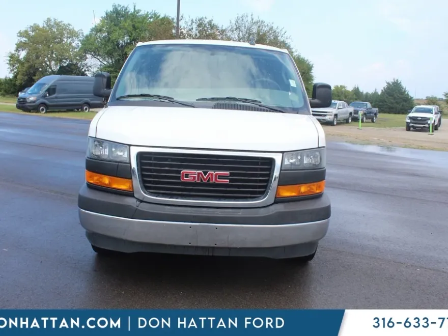 2023 Gmc Savana 2500 Cargo photo 1