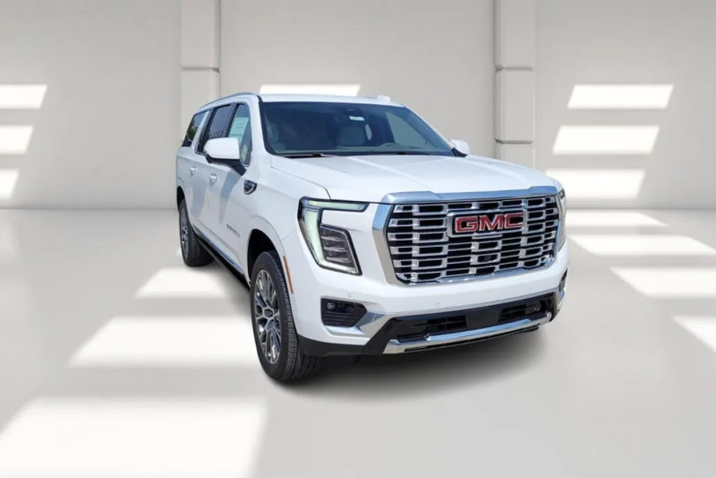 2026 Gmc Yukon XL Denali photo 1