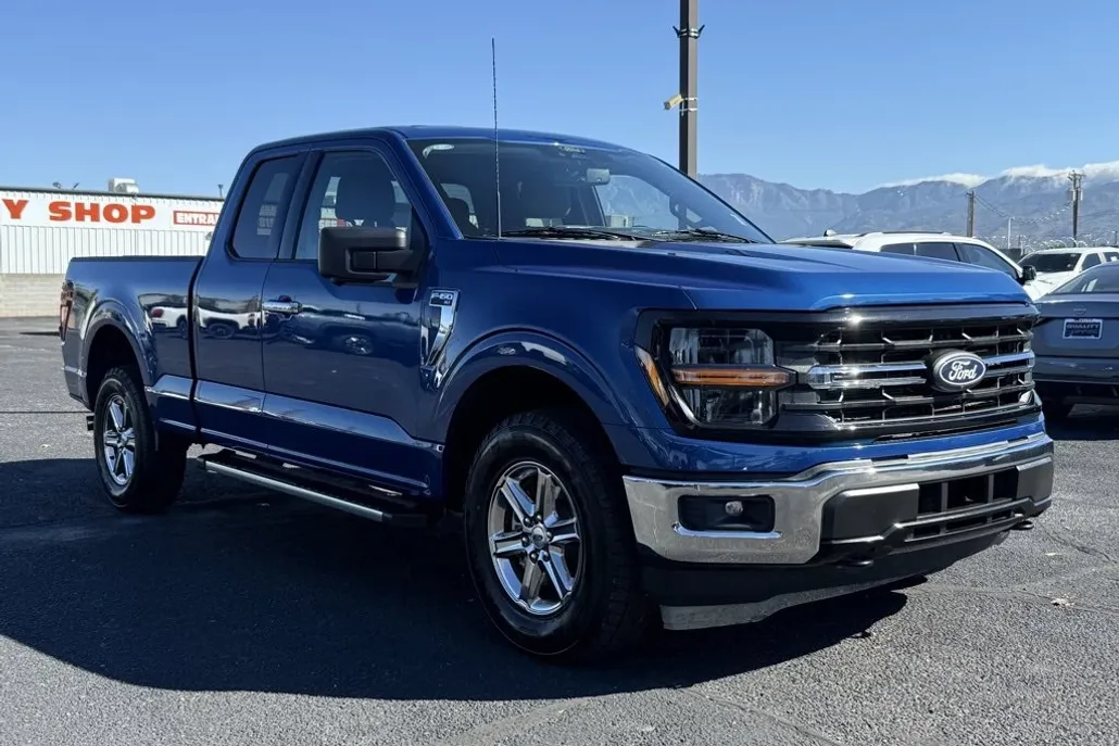 2024 Ford F-150 XLT photo 1