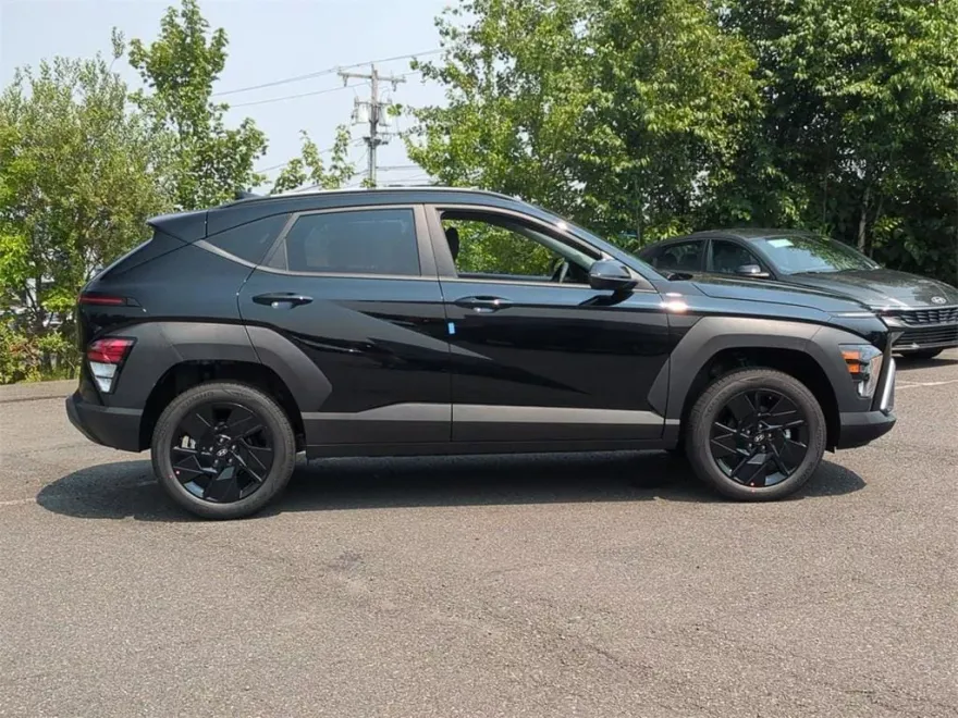 2026 Hyundai Kona SEL photo 1