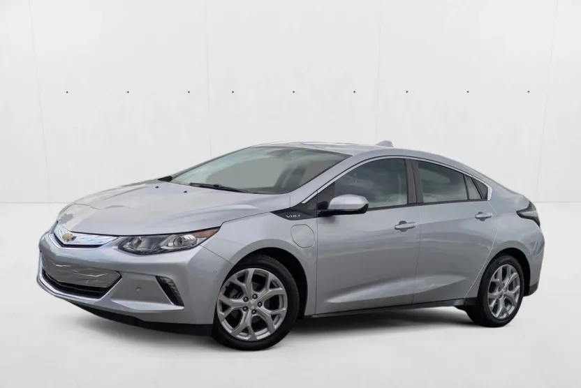 2017 Chevrolet Volt Premier photo 1