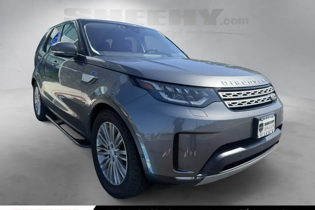 2018 Land Rover Discovery HSE Luxury photo 1