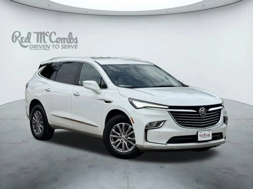 2024 Buick Enclave Premium photo 1