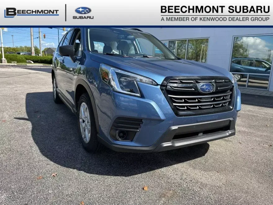 2022 Subaru Forester Base photo 1