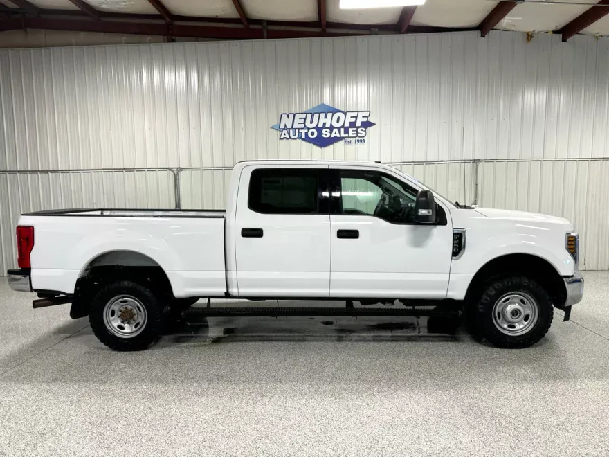 2019 Ford F-250 XLT photo 1