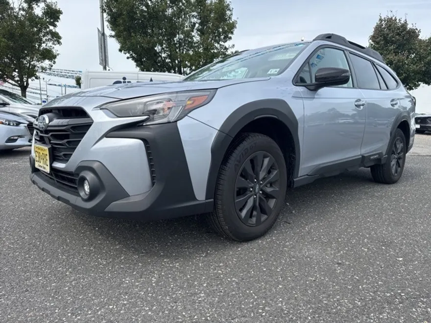 2023 Subaru Outback Onyx Edition XT photo 1