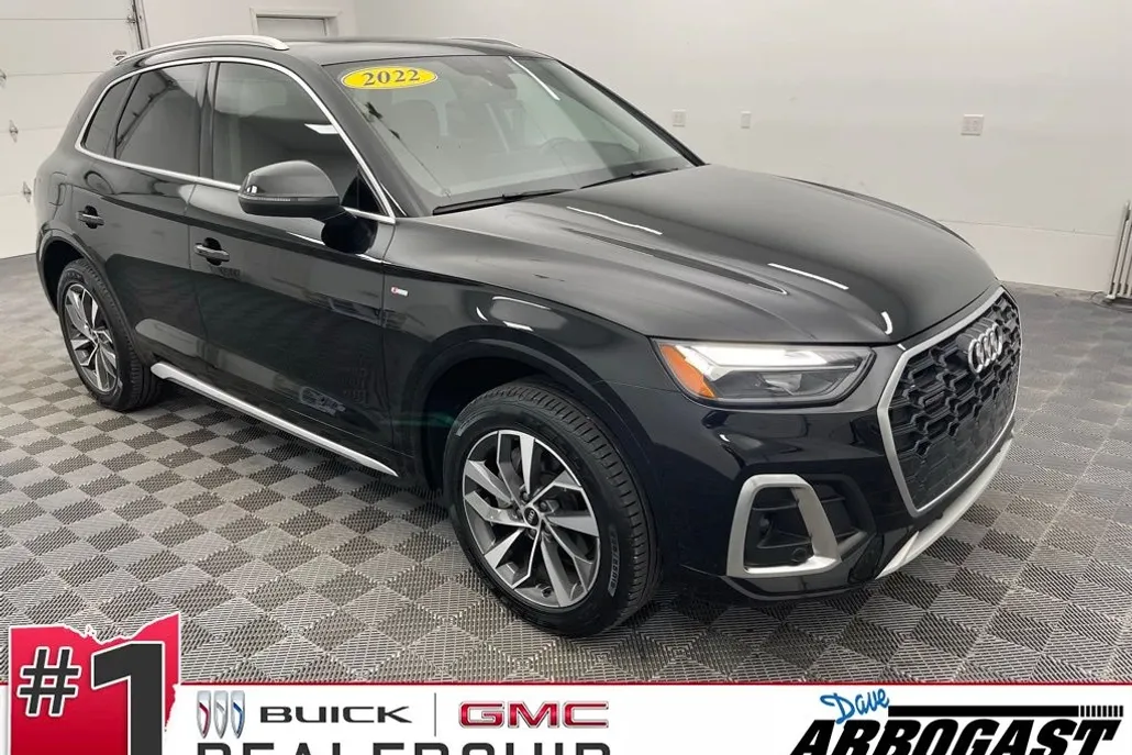 2022 Audi Q5 45 S line Premium photo 1