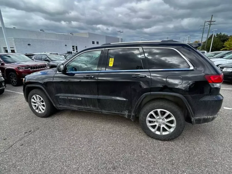 2021 Jeep Grand Cherokee Laredo E photo 1