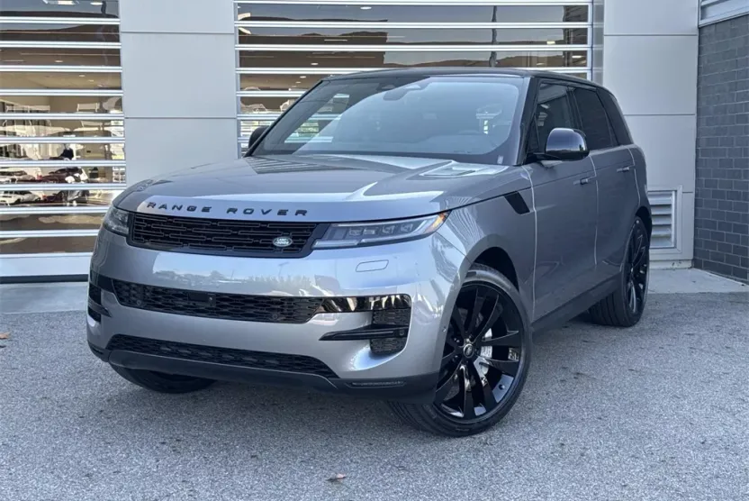 2025 Land Rover Range Rover Sport SE photo 1