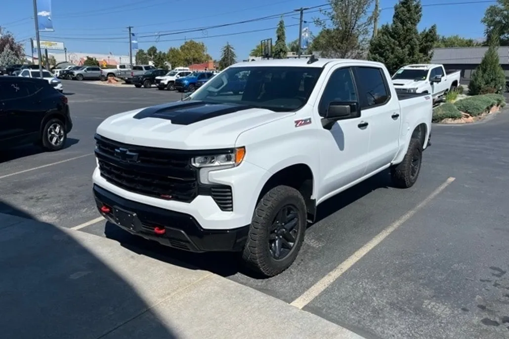 2023 Chevrolet Silverado 1500 LT Trail Boss photo 1