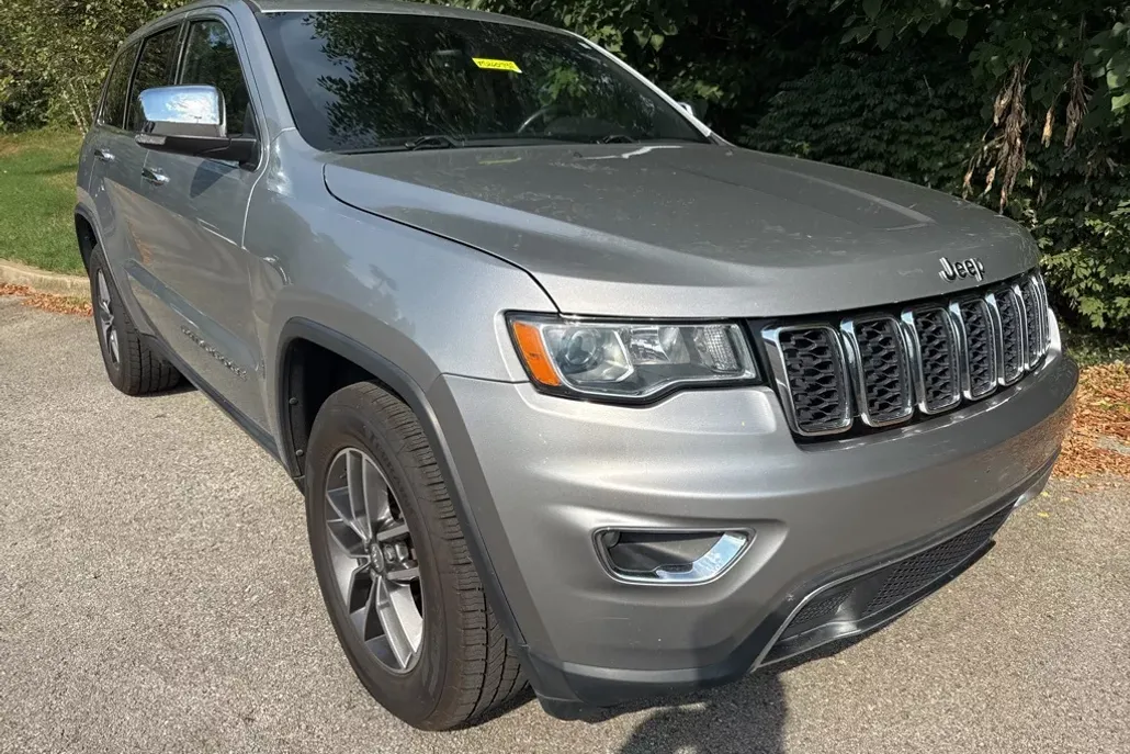 2018 Jeep Grand Cherokee Limited photo 1