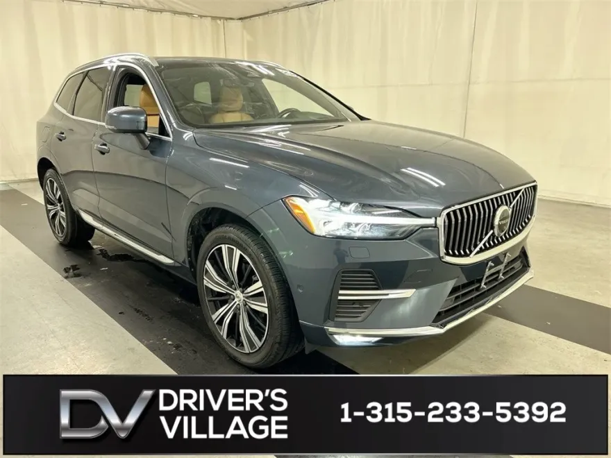 2022 Volvo XC60 B5 Inscription photo 1