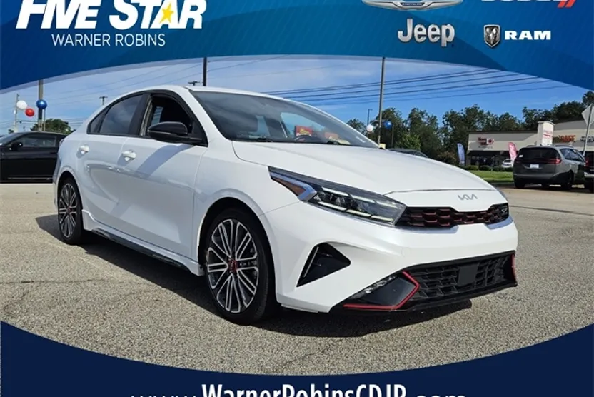 2023 Kia Forte GT photo 1