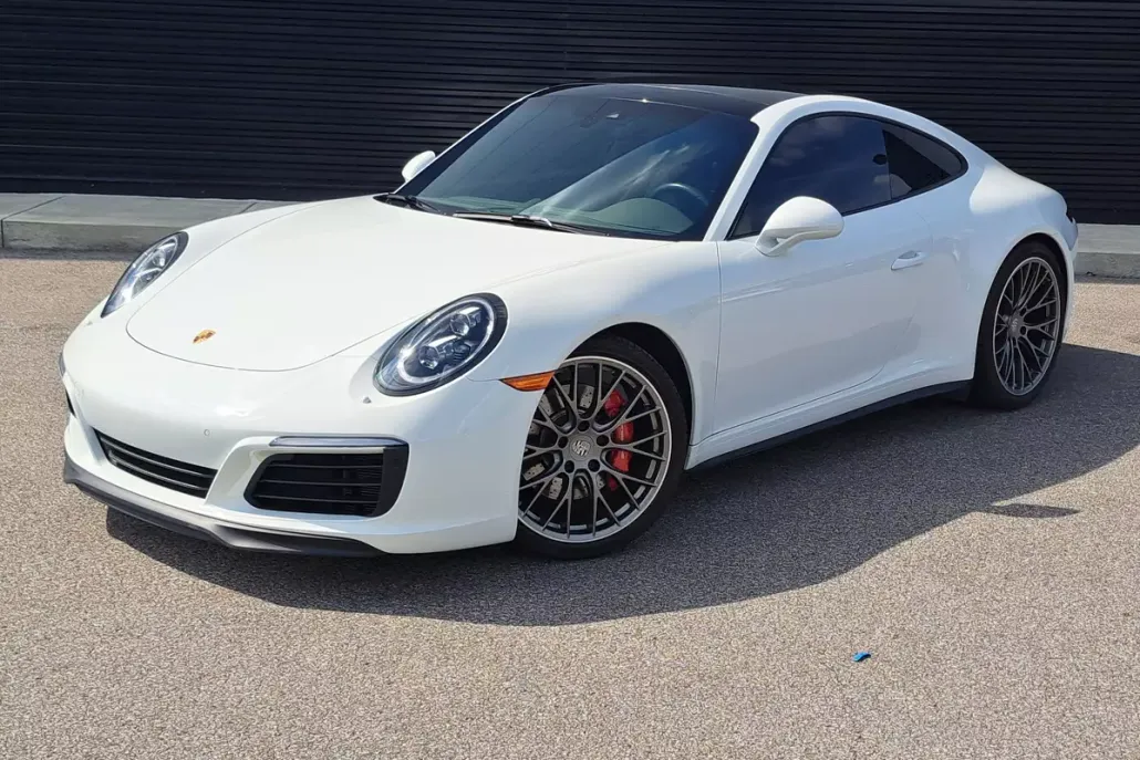 2017 Porsche 911 4S Coupe photo 1