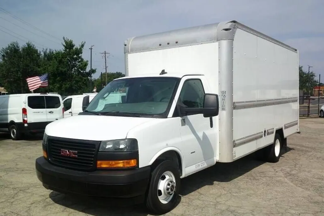 2021 Gmc Savana 3500 Cutaway photo 1