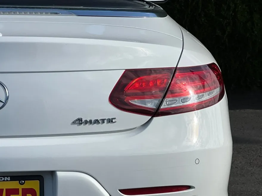 2020 Mercedes Benz C 300 photo 27