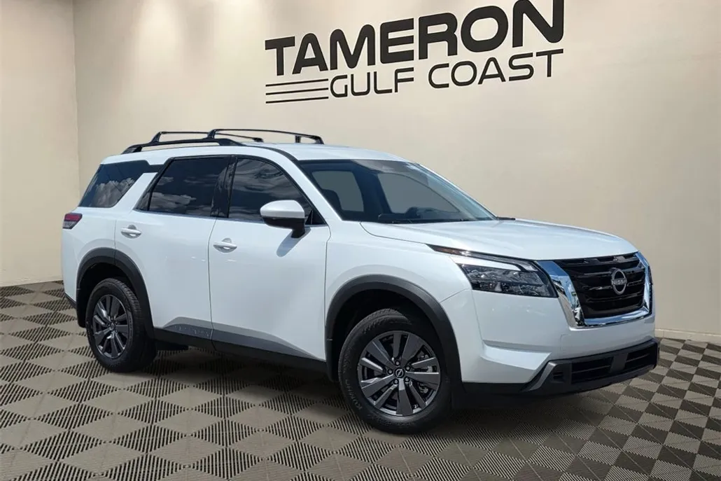 2025 Nissan Pathfinder SV photo 1