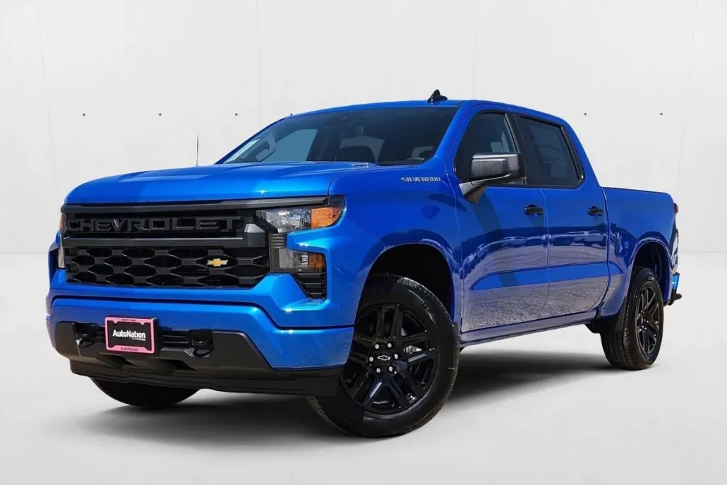2026 Chevrolet Silverado 1500 Custom photo 1