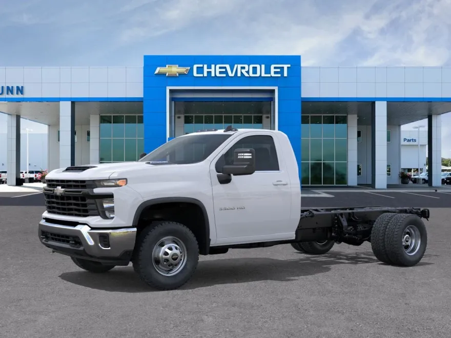 2025 Chevrolet Silverado 3500HD Work Truck photo 1