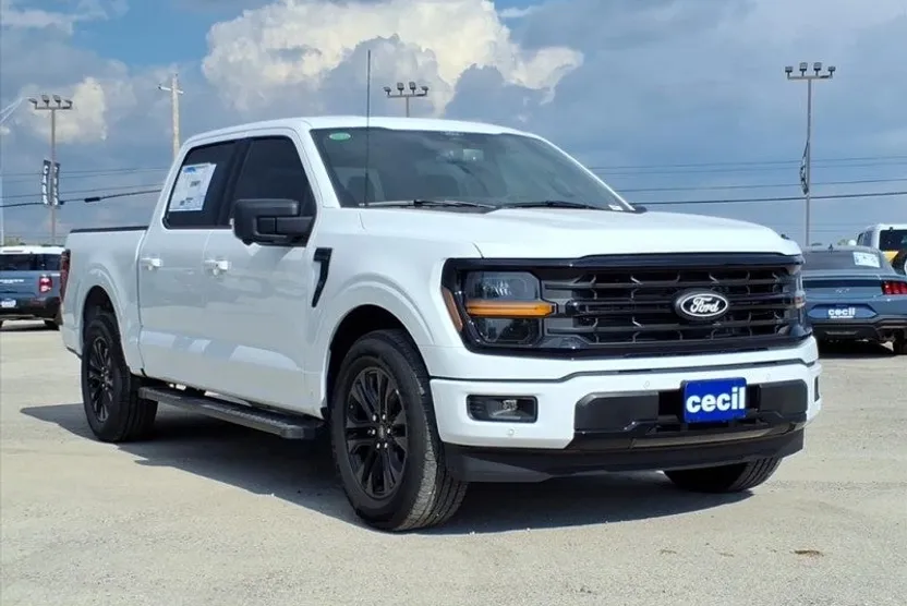 2025 Ford F-150 XLT photo 1