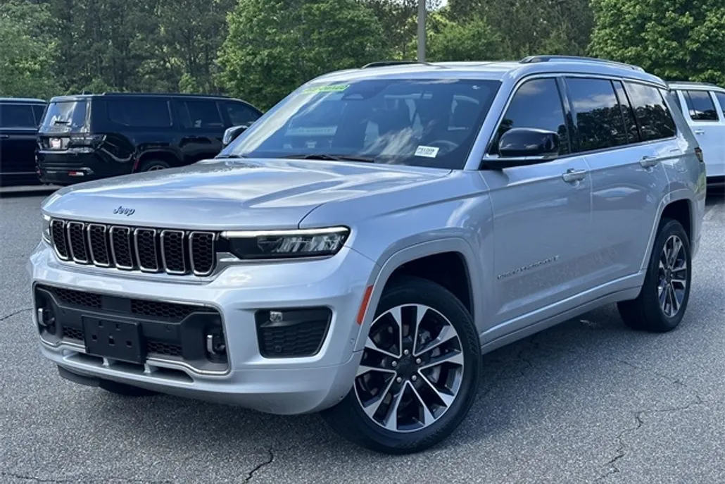 2021 Jeep Grand Cherokee Overland photo 1