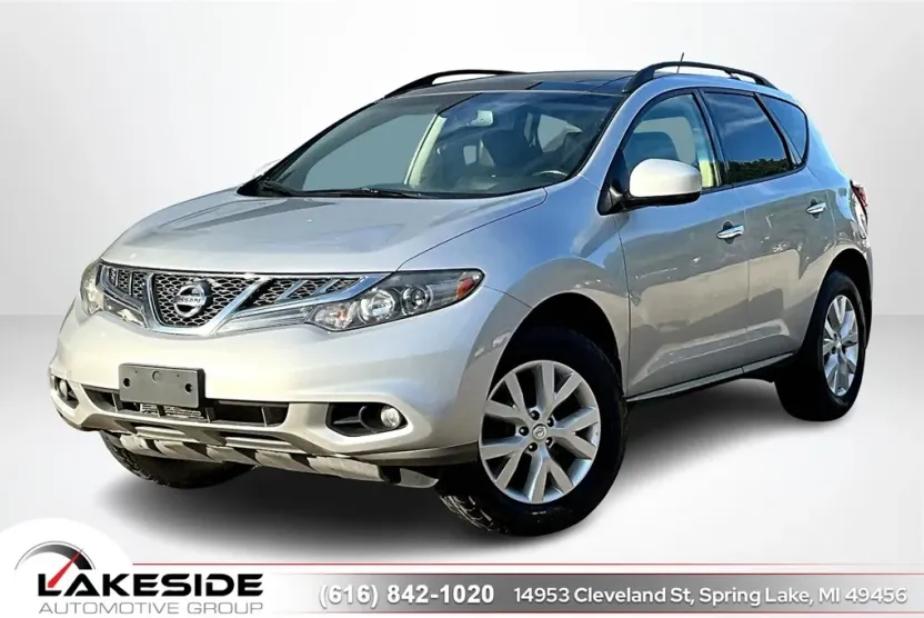 2012 Nissan Murano SL photo 1