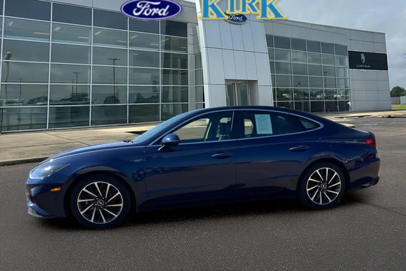 2022 Hyundai Sonata Limited photo 1
