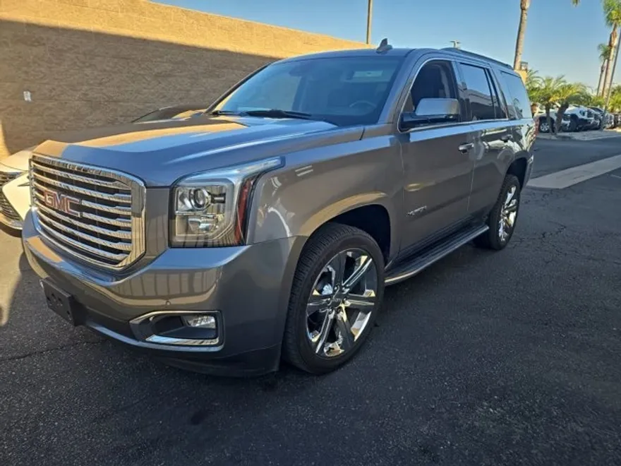 2020 Gmc Yukon SLT photo 1