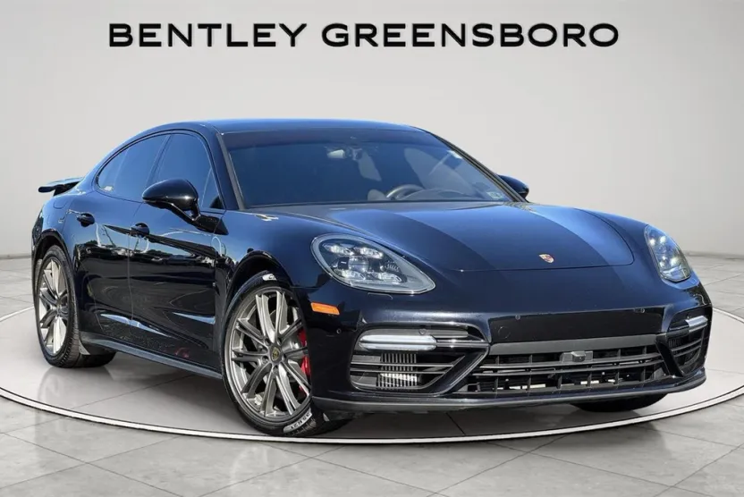 2020 Porsche Panamera Turbo photo 1
