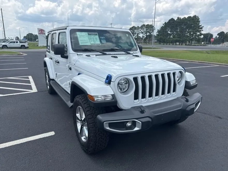 2020 Jeep Wrangler Unlimited Sahara photo 1