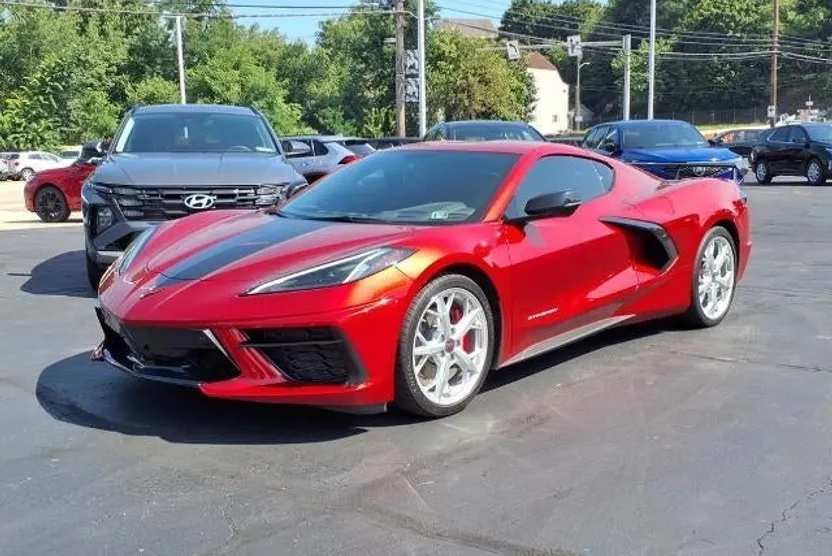 2023 Chevrolet Corvette Stingray 2LT photo 1