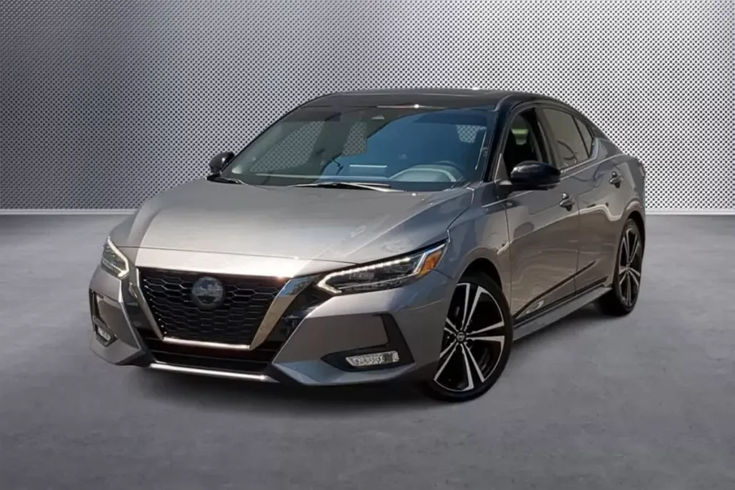 2022 Nissan Sentra SR photo 1