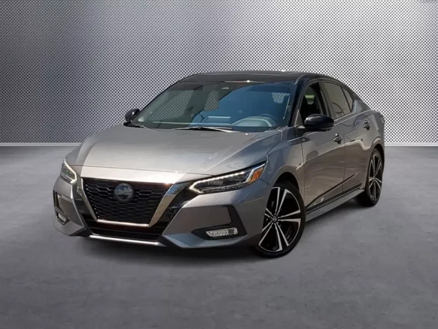2022 Nissan Sentra SR photo 1