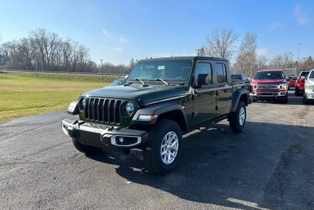 2023 Jeep Gladiator Sport S photo 1