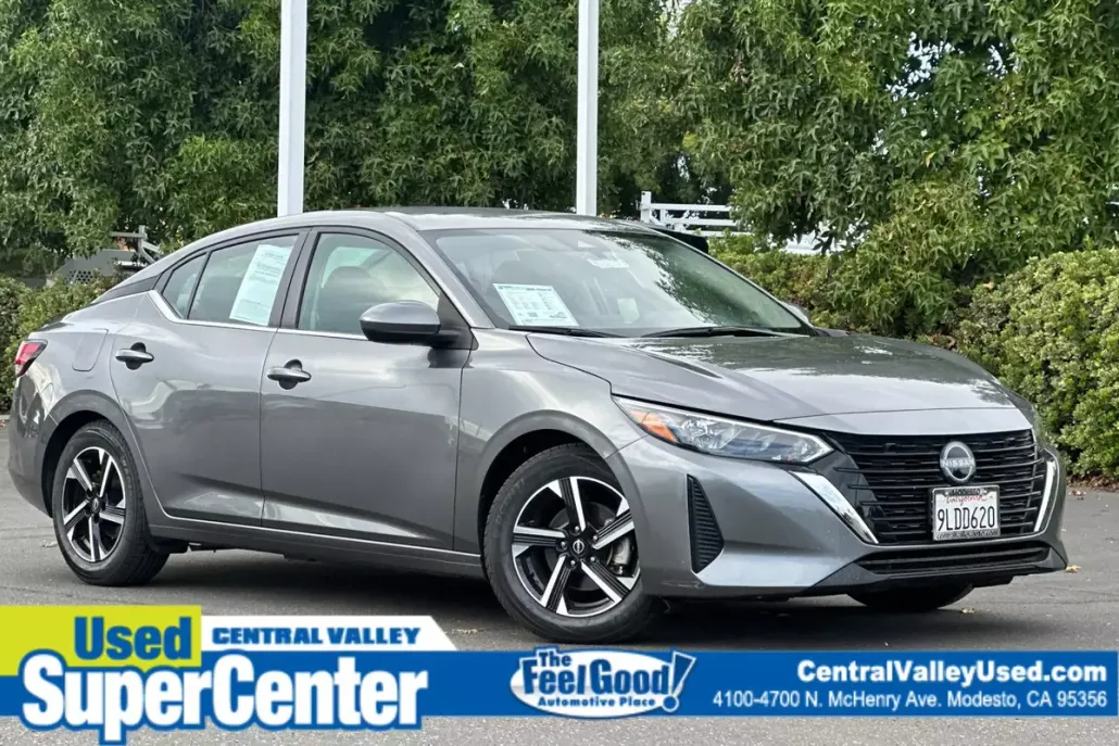 2024 Nissan Sentra SV photo 1