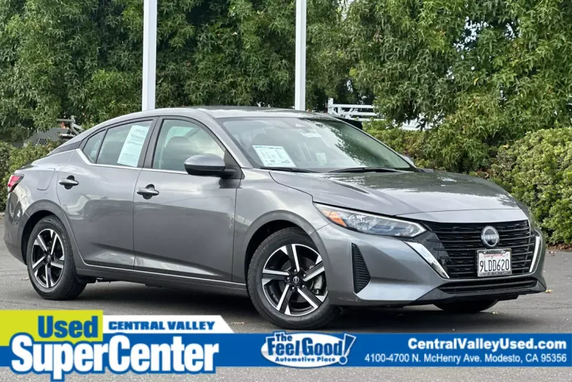 2024 Nissan Sentra SV photo 1