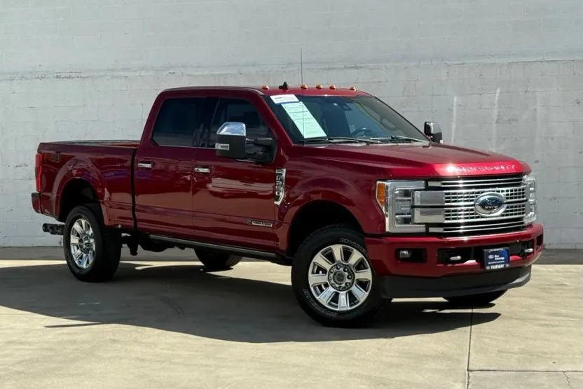 2019 Ford F-250 Platinum photo 1