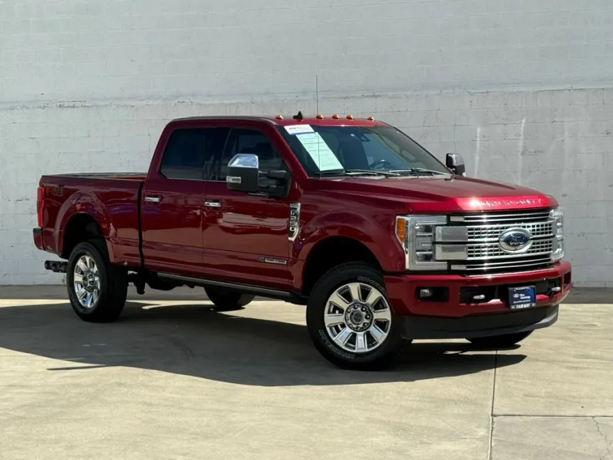 2019 Ford F-250 Platinum photo 1