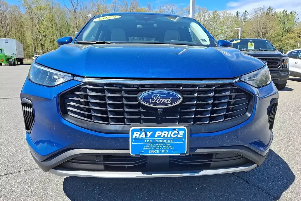 2023 Ford Escape Active photo 1