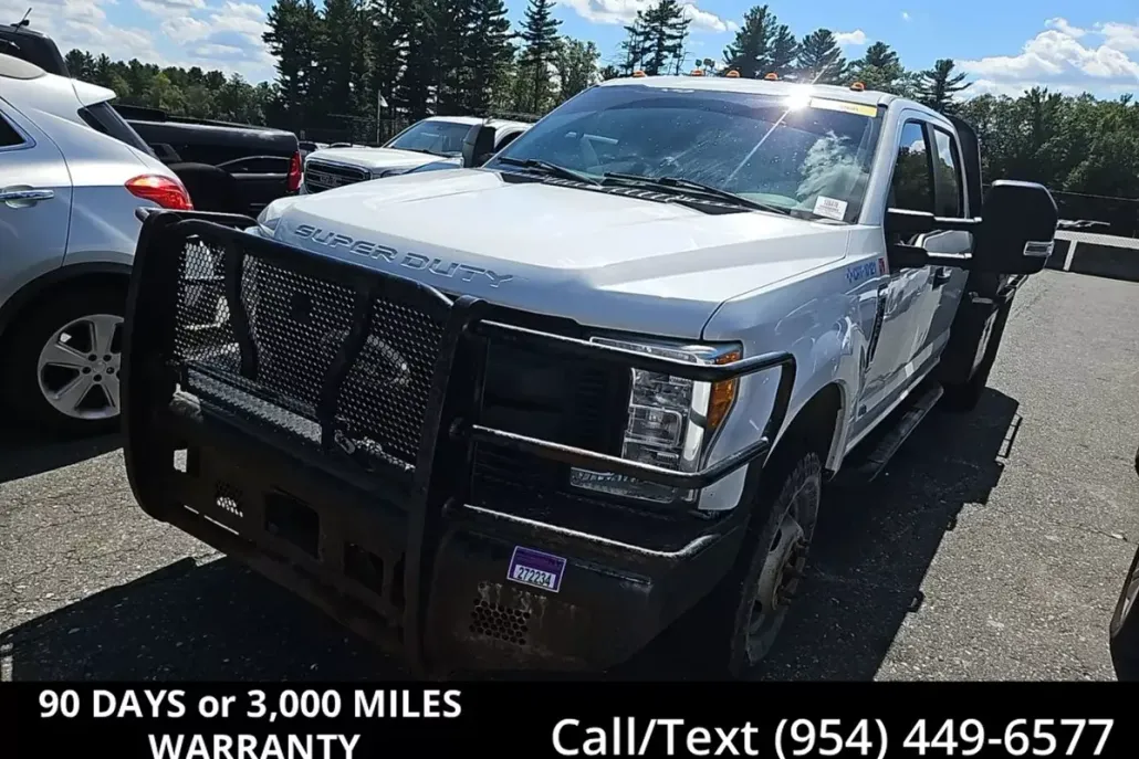 2017 Ford F-350 photo 1