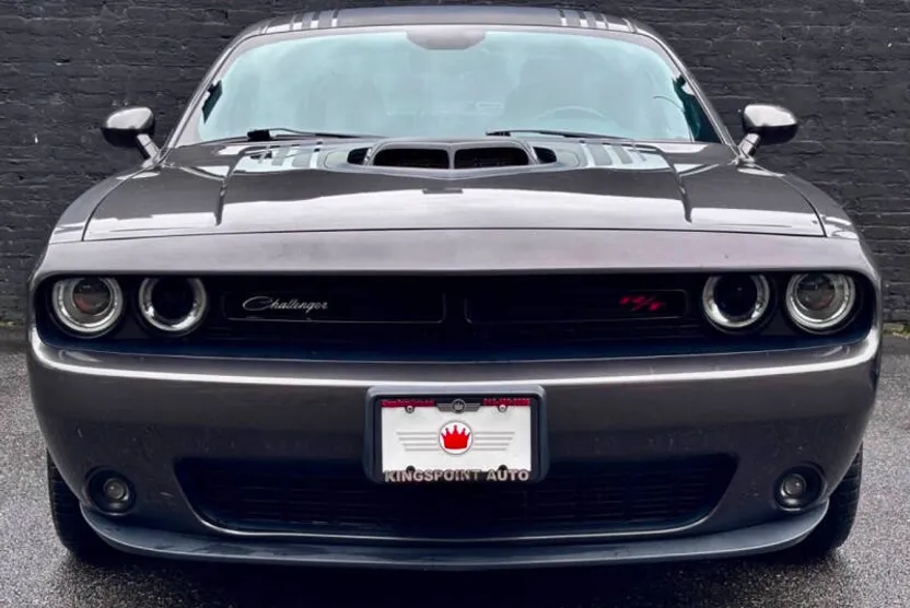 2016 Dodge Challenger R/T Plus Shaker photo 1