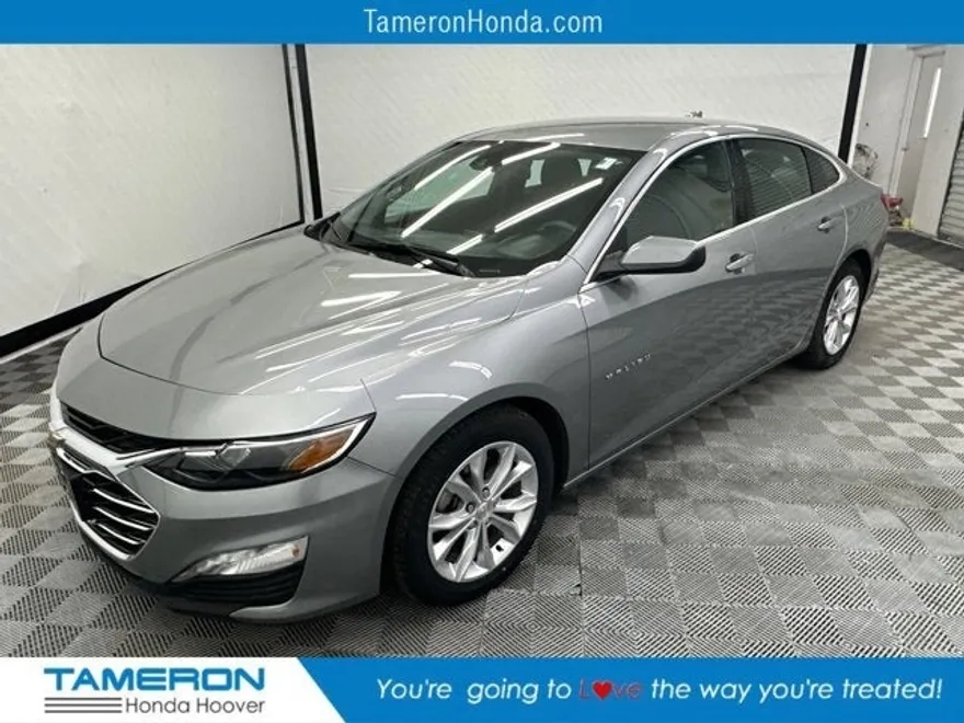 2023 Chevrolet Malibu 1LT photo 1