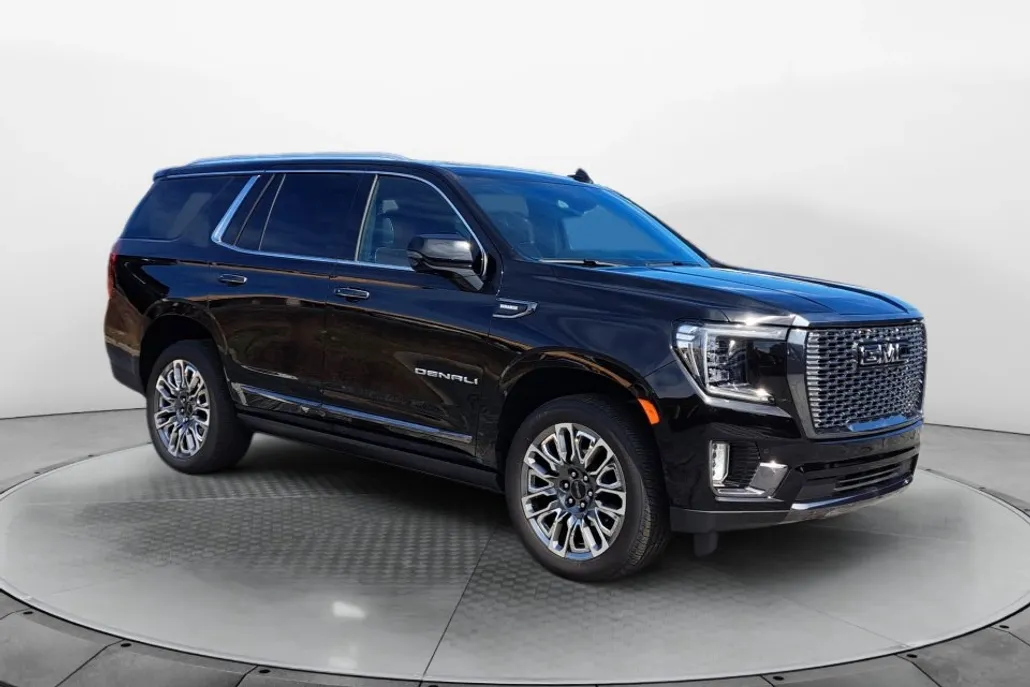 2024 Gmc Yukon Denali Ultimate photo 1