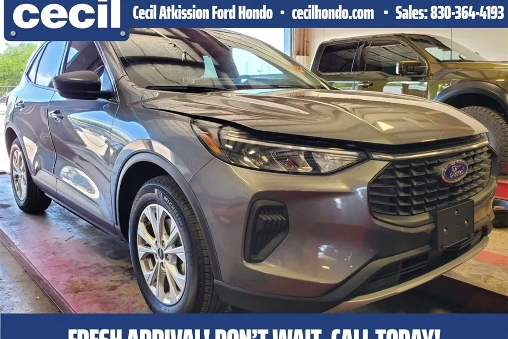 2024 Ford Escape Active photo 1