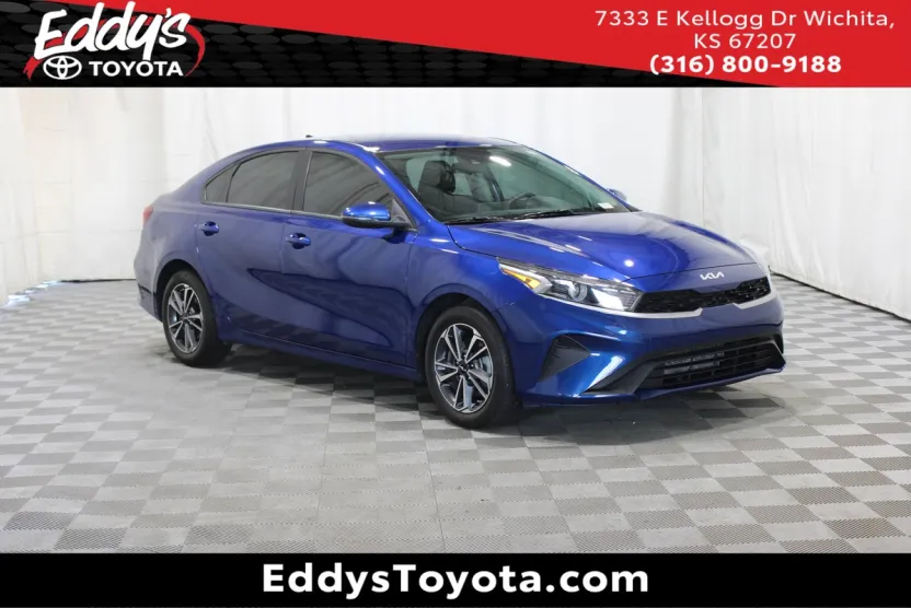 2024 Kia Forte LXS photo 1