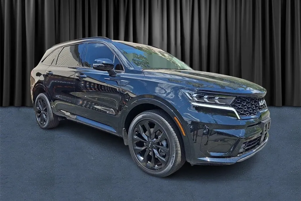 2022 Kia Sorento SX photo 1