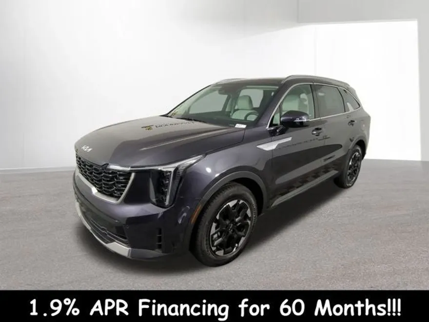 2025 Kia Sorento S photo 1