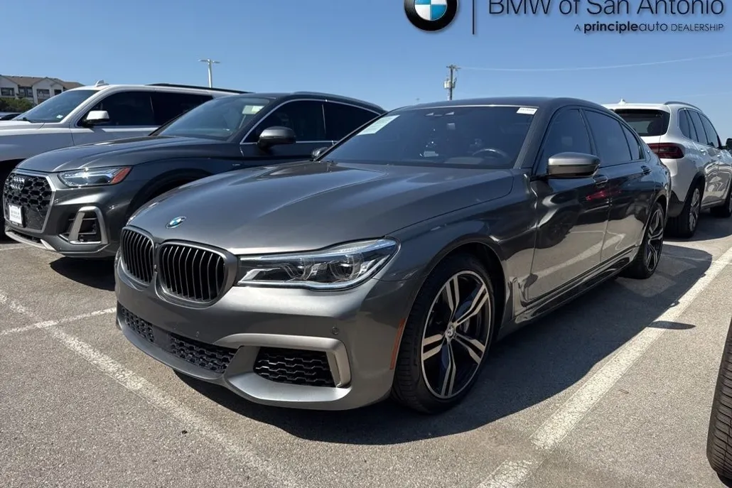 2018 Bmw M760i xDrive Sedan photo 1